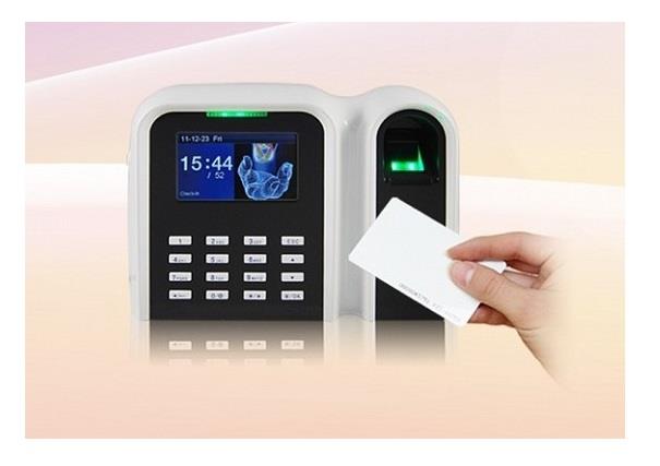 Máy chấm công vân tay và thẻ GIGATA T9